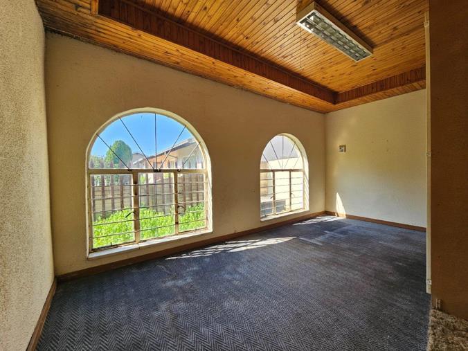 4 Bedroom Property for Sale in Vaalpark Free State